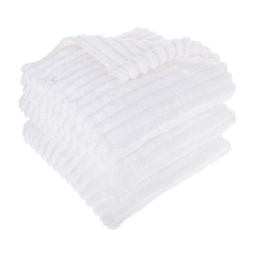 Bed Bath & Beyond Blanket and Duck Feather Throw Pillows Bundle Set New
